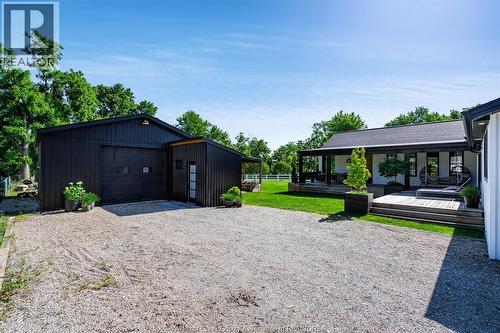 568 Road 2 West, Kingsville, ON - Outdoor With Deck Patio Veranda
