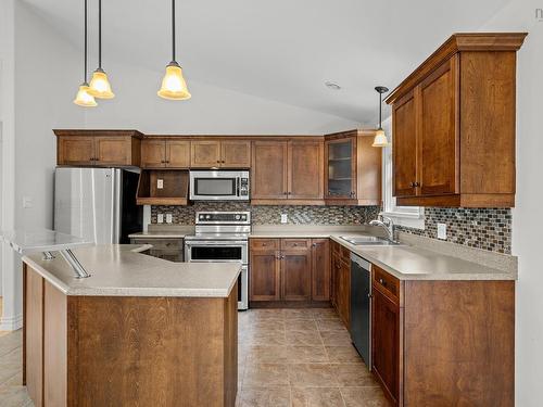 45 Stirling Drive, Cole Harbour, NS - Indoor Photo Showing Kitchen With Double Sink