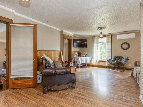 389 Bentley Road, Rockland, NS - Indoor Photo Showing Living Room