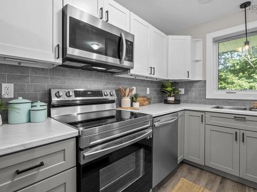 1055 Marie Crescent, North Kentville, NS - Indoor Photo Showing Kitchen With Upgraded Kitchen