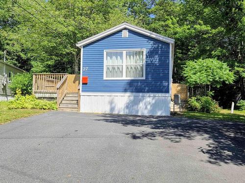 27 Spring Crescent, Bridgewater, NS 