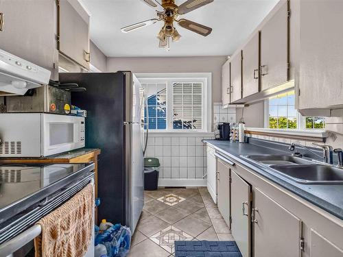 12 Auburn Avenue, Spryfield, NS - Indoor Photo Showing Kitchen With Double Sink