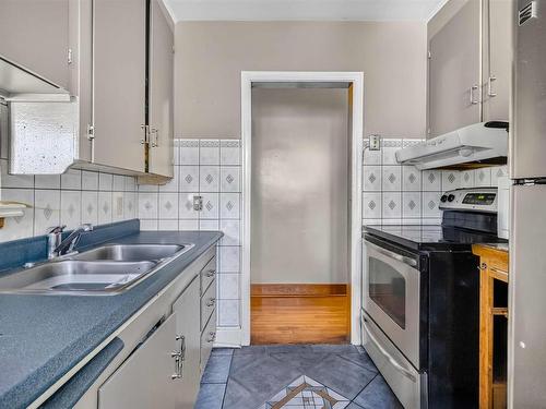 12 Auburn Avenue, Spryfield, NS - Indoor Photo Showing Kitchen With Double Sink