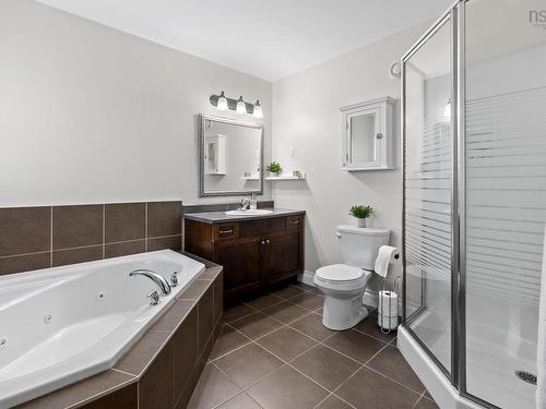 158 Tamara Drive, Cole Harbour, NS - Indoor Photo Showing Bathroom