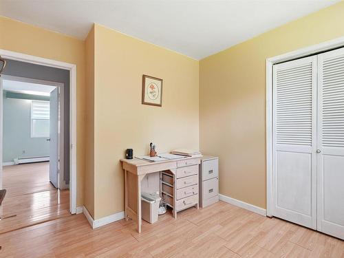 28 Elk Road, Hubley, NS - Indoor Photo Showing Office