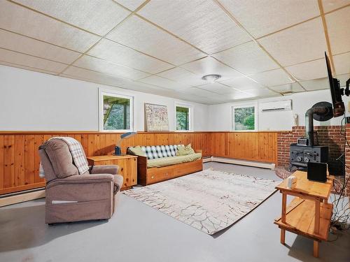 28 Elk Road, Hubley, NS - Indoor