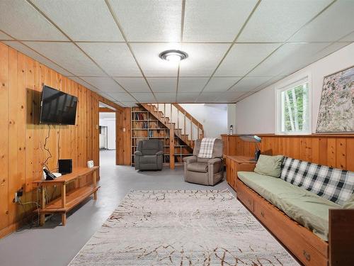 28 Elk Road, Hubley, NS - Indoor