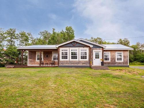 594 Kayes Road, Georgetown, PE - Outdoor With Deck Patio Veranda