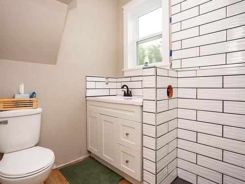 594 Kayes Road, Georgetown, PE - Indoor Photo Showing Bathroom