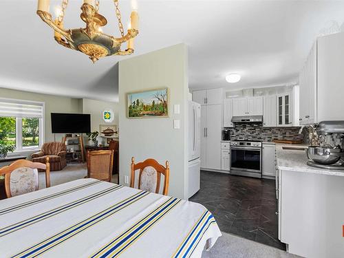 6 Iona Road, Wolfville, NS - Indoor
