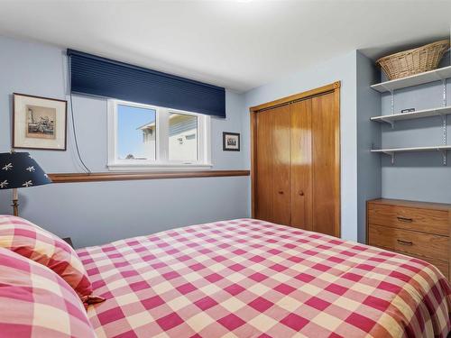 6 Iona Road, Wolfville, NS - Indoor Photo Showing Bedroom