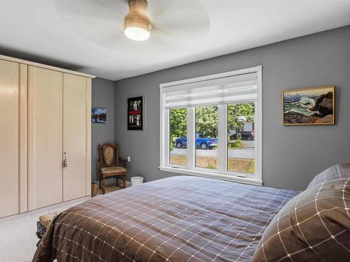 6 Iona Road, Wolfville, NS - Indoor Photo Showing Bedroom