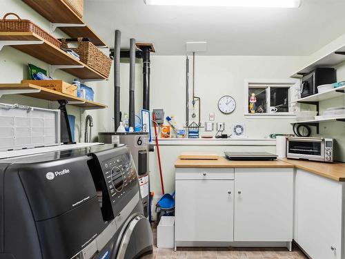 6 Iona Road, Wolfville, NS - Indoor Photo Showing Laundry Room