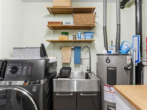 6 Iona Road, Wolfville, NS - Indoor Photo Showing Laundry Room