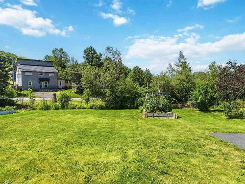 6 Iona Road, Wolfville, NS - Outdoor