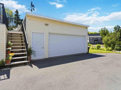 6 Iona Road, Wolfville, NS - Outdoor
