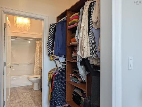204 24 Harbourside Drive, Wolfville, NS - Indoor Photo Showing Bathroom