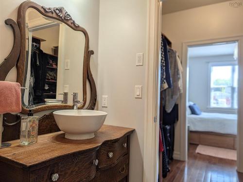 204 24 Harbourside Drive, Wolfville, NS - Indoor Photo Showing Bathroom