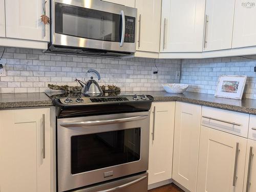 204 24 Harbourside Drive, Wolfville, NS - Indoor Photo Showing Kitchen With Upgraded Kitchen