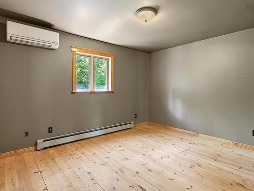 15 Meadow Brook Drive, Beaver Bank, NS - Indoor Photo Showing Other Room
