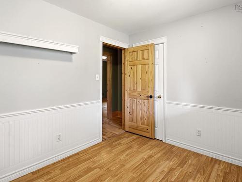 15 Meadow Brook Drive, Beaver Bank, NS - Indoor Photo Showing Other Room