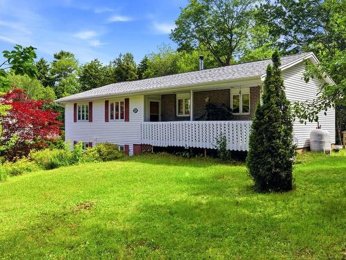 15 Meadow Brook Drive, Beaver Bank, NS - Outdoor