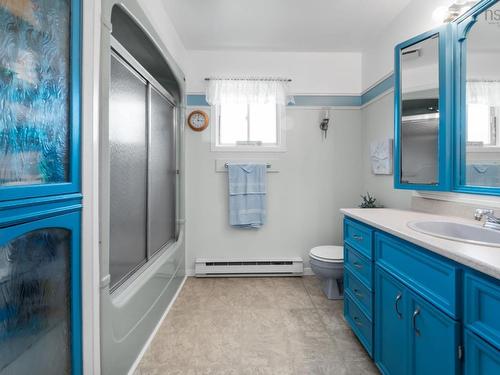 419 Dyke Road, Cow Bay, NS - Indoor Photo Showing Bathroom
