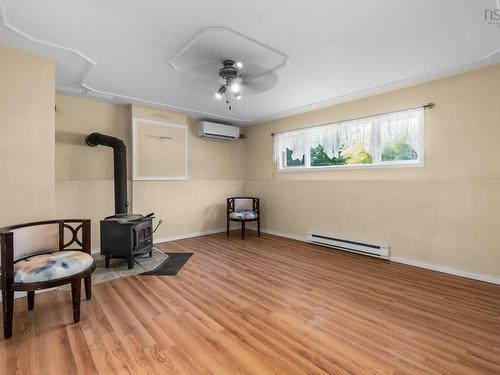 419 Dyke Road, Cow Bay, NS - Indoor Photo Showing Other Room