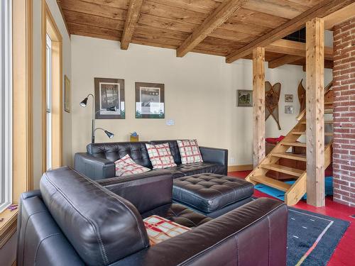 5265 Highway 208, Pleasant River, NS - Indoor Photo Showing Living Room