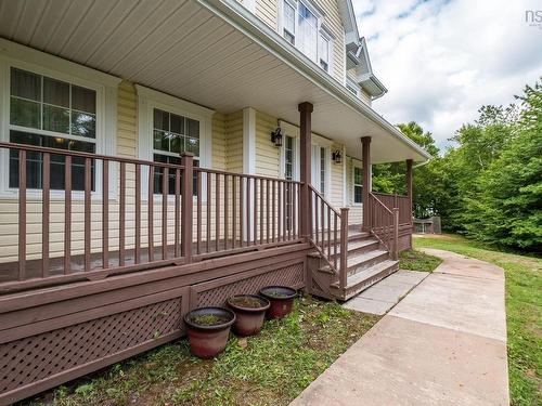 280 Daisywood, Hammonds Plains, NS - Outdoor With Deck Patio Veranda