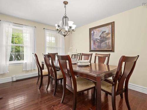 280 Daisywood, Hammonds Plains, NS - Indoor Photo Showing Dining Room