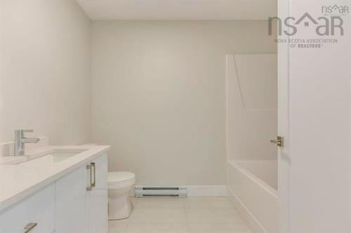 103 Flatrock Crescent, Beechville, NS - Indoor Photo Showing Bathroom