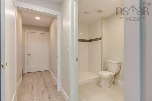 103 Flatrock Crescent, Beechville, NS - Indoor Photo Showing Bathroom
