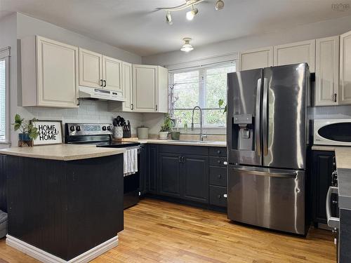 790 Trenton Road, New Glasgow, NS - Indoor Photo Showing Kitchen With Stainless Steel Kitchen