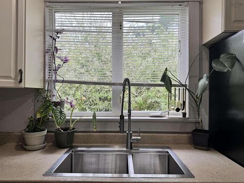 790 Trenton Road, New Glasgow, NS - Indoor Photo Showing Kitchen With Double Sink