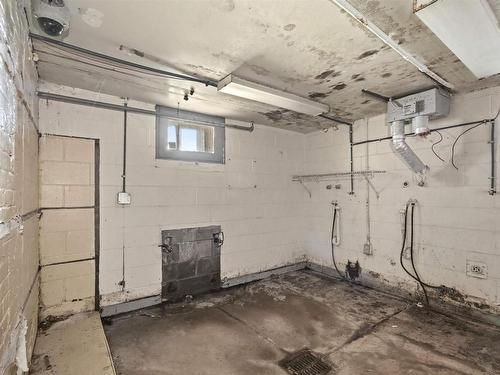 1 Lawrence Street, Amherst, NS 