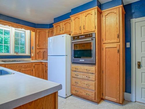 39 Oakdene Avenue, Kentville, NS - Indoor Photo Showing Kitchen