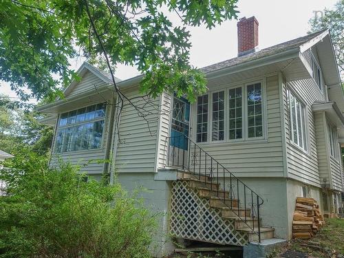 39 Oakdene Avenue, Kentville, NS - Outdoor