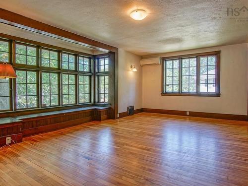 39 Oakdene Avenue, Kentville, NS - Indoor Photo Showing Other Room