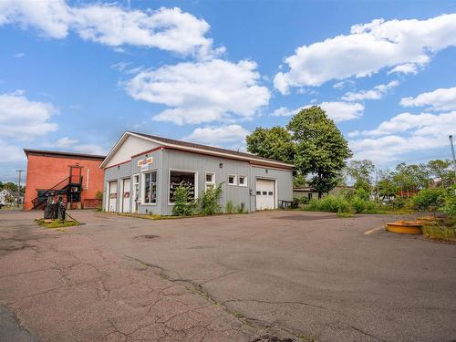 139 Victoria Street E, Amherst, NS 