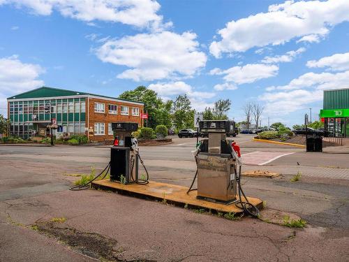 139 Victoria Street E, Amherst, NS 