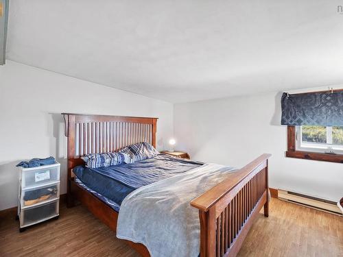 171 173 Overcove Road, Freeport, NS - Indoor Photo Showing Bedroom