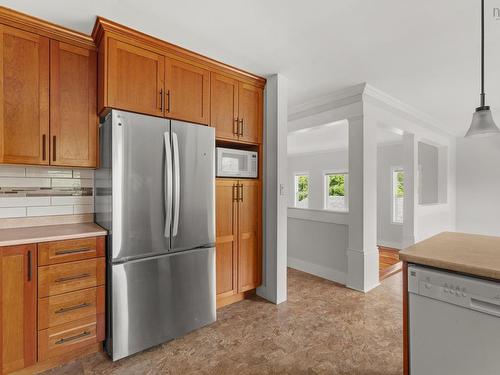 299/297 Spencer Avenue, Halifax, NS - Indoor Photo Showing Kitchen