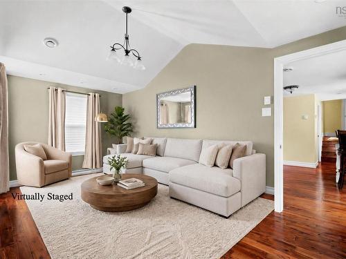 299/297 Spencer Avenue, Halifax, NS - Indoor Photo Showing Living Room