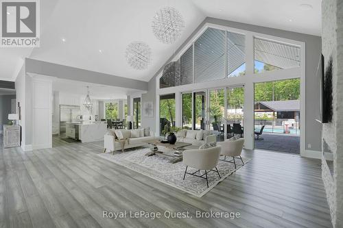 8 Midves Court, Springwater (Midhurst), ON - Indoor