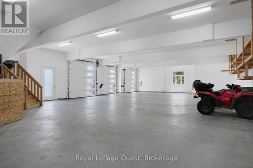 8 Midves Court, Springwater (Midhurst), ON - Indoor