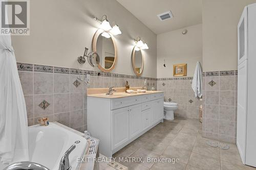 5544 Bridlewood Court, South Dundas, ON - Indoor Photo Showing Bathroom