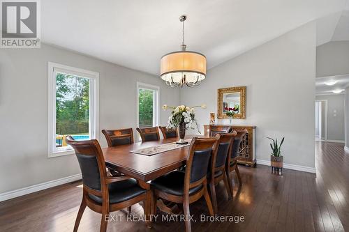 248 Des Violettes Street, Clarence-Rockland, ON - Indoor Photo Showing Dining Room