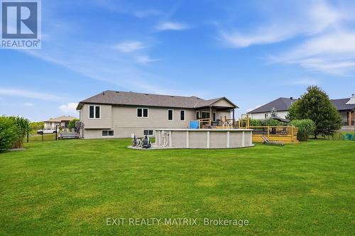 248 Des Violettes Street, Clarence-Rockland, ON - Outdoor With Backyard