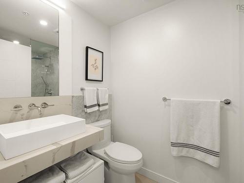 908 1650 Granville St, Halifax, NS - Indoor Photo Showing Bathroom